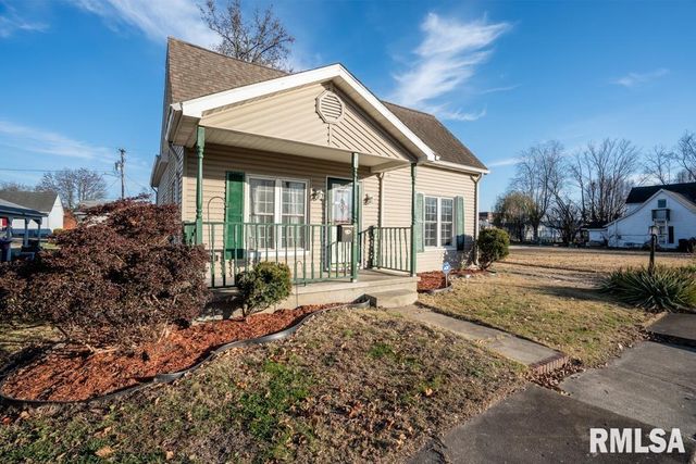 512 N 16TH Street, Herrin, IL 62948