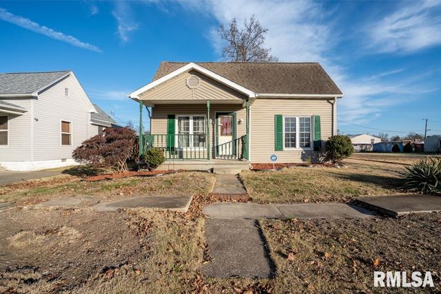 512 N 16TH Street, Herrin, IL 62948