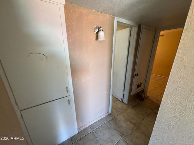 1311 N 38TH Avenue, Phoenix, AZ 85009