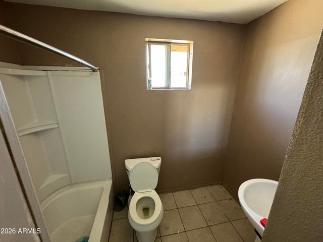 1311 N 38TH Avenue, Phoenix, AZ 85009