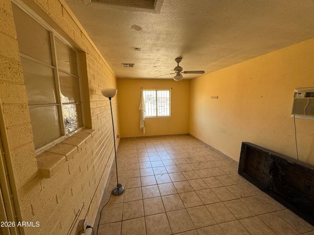 1311 N 38TH Avenue, Phoenix, AZ 85009