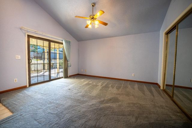 319 Shelduck Ln, Galt, CA 95632