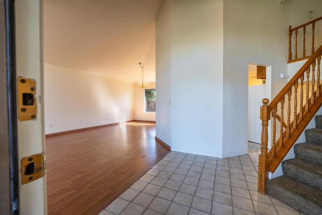 319 Shelduck Ln, Galt, CA 95632