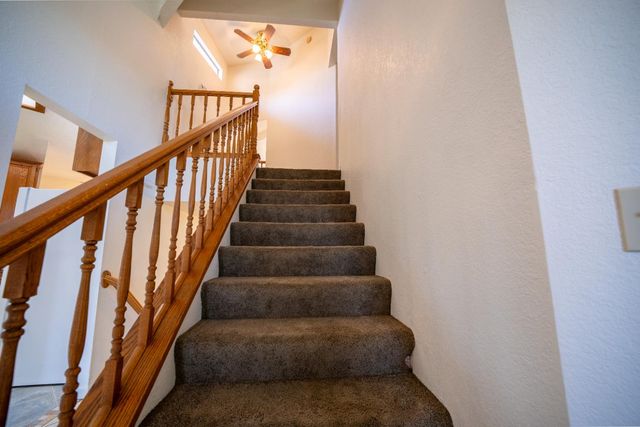 319 Shelduck Ln, Galt, CA 95632