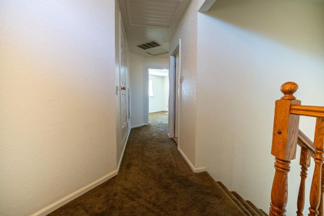 319 Shelduck Ln, Galt, CA 95632