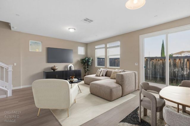 8877 Tethys Ln, Elk Grove, CA 95758