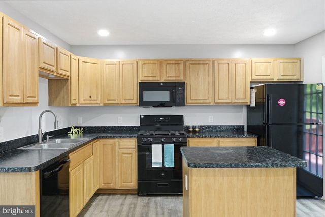 102 REGINA LN, Fredericksburg, VA 22405