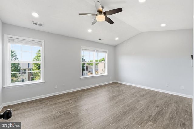 102 REGINA LN, Fredericksburg, VA 22405
