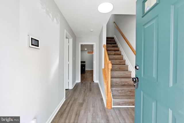 102 REGINA LN, Fredericksburg, VA 22405