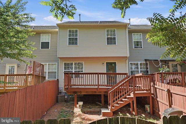 102 REGINA LN, Fredericksburg, VA 22405