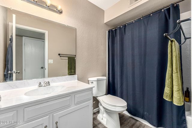 2101 W PONTIAC Drive, Phoenix, AZ 85027