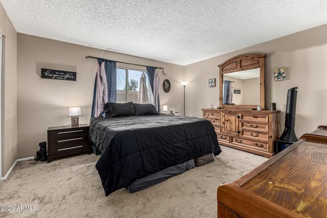 2101 W PONTIAC Drive, Phoenix, AZ 85027