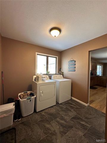 402 S Reserve Street, Rosebud, MO 63091