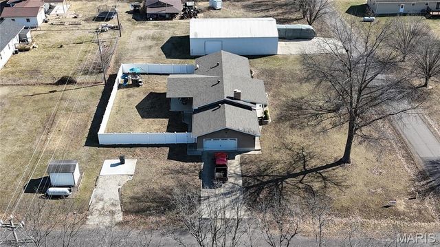 402 S Reserve Street, Rosebud, MO 63091