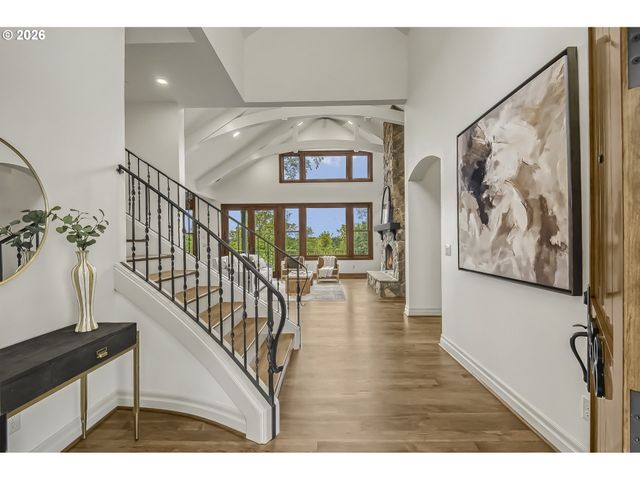 958 S VACUNA St, Portland, OR 97219