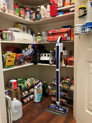 2109 Summit Crest Dr, Kerrville, TX 78028