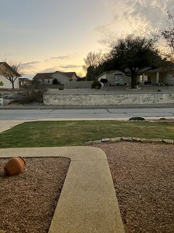 2109 Summit Crest Dr, Kerrville, TX 78028
