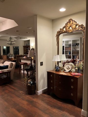 2109 Summit Crest Dr, Kerrville, TX 78028