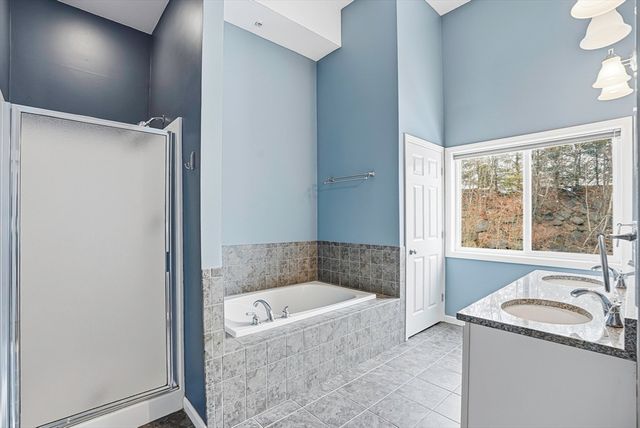 431 America Blvd 64D, Ashland, MA 01721