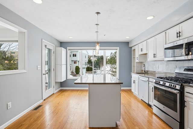 431 America Blvd 64D, Ashland, MA 01721