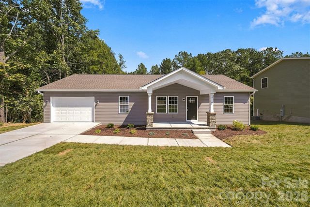 5110 Hanging Rock Court, Hickory, NC 28601
