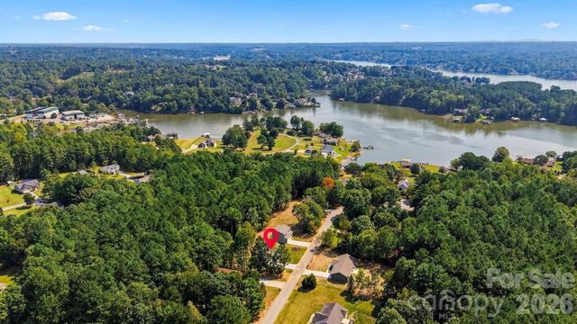 5110 Hanging Rock Court, Hickory, NC 28601
