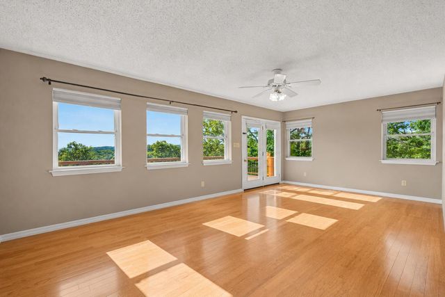 252 Sleepy Hollow Drive, Kimberling City, MO 65686