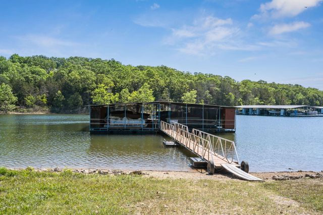 252 Sleepy Hollow Drive, Kimberling City, MO 65686