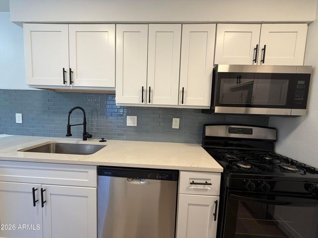 302 E Monte Vista -- A18, Phoenix, AZ 85004