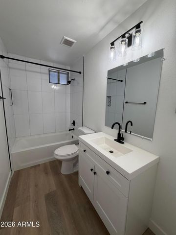302 E Monte Vista -- A18, Phoenix, AZ 85004