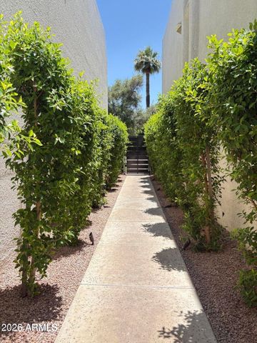 302 E Monte Vista -- A18, Phoenix, AZ 85004