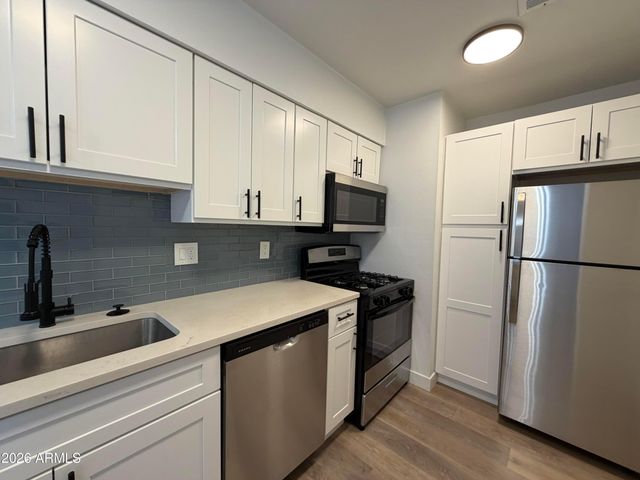 302 E Monte Vista -- A18, Phoenix, AZ 85004