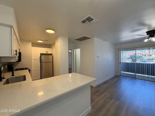 302 E Monte Vista -- A18, Phoenix, AZ 85004