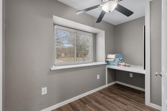 5102 Meadow Lane Lane, Dickinson, TX 77539