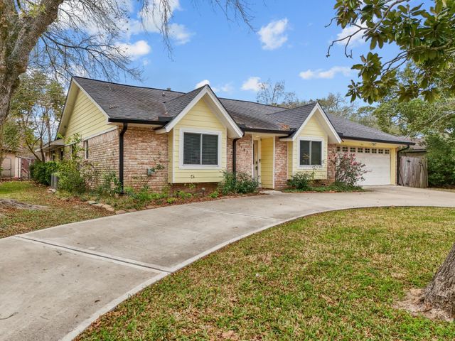 5102 Meadow Lane Lane, Dickinson, TX 77539