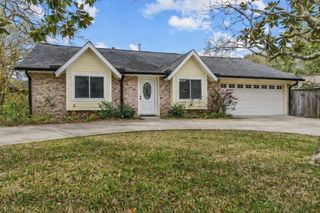5102 Meadow Lane Lane, Dickinson, TX 77539