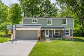 1069 Grace Court, Northville, MI 48167