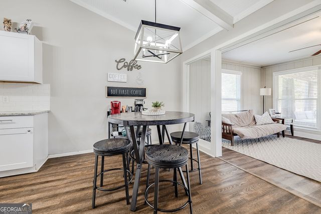 4 Dorchester Court, Savannah, GA 31406