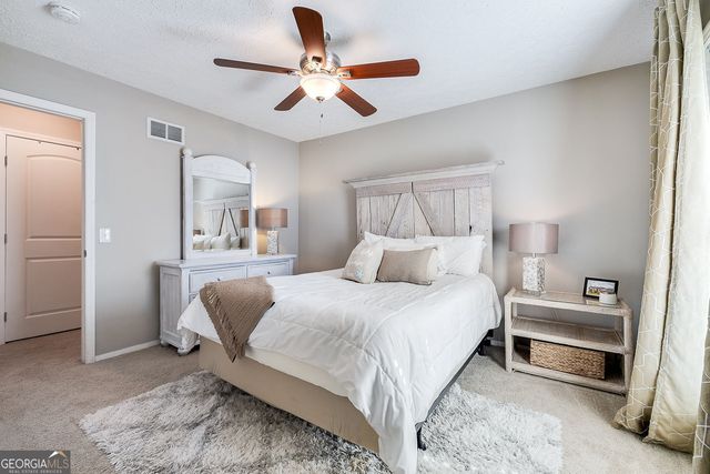 4 Dorchester Court, Savannah, GA 31406