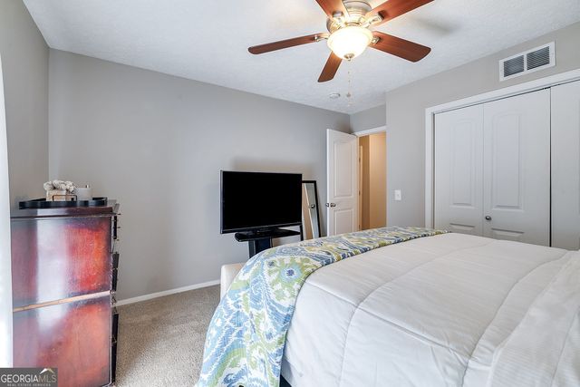 4 Dorchester Court, Savannah, GA 31406