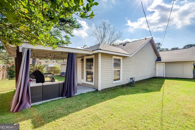 4 Dorchester Court, Savannah, GA 31406