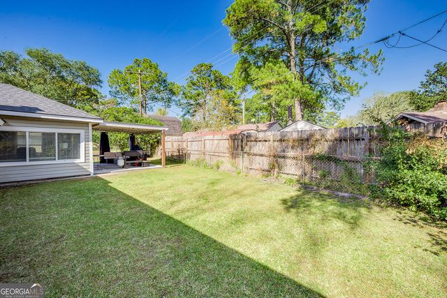 4 Dorchester Court, Savannah, GA 31406