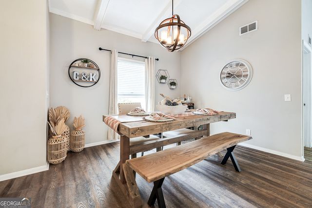 4 Dorchester Court, Savannah, GA 31406