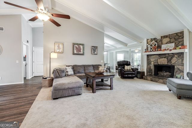 4 Dorchester Court, Savannah, GA 31406