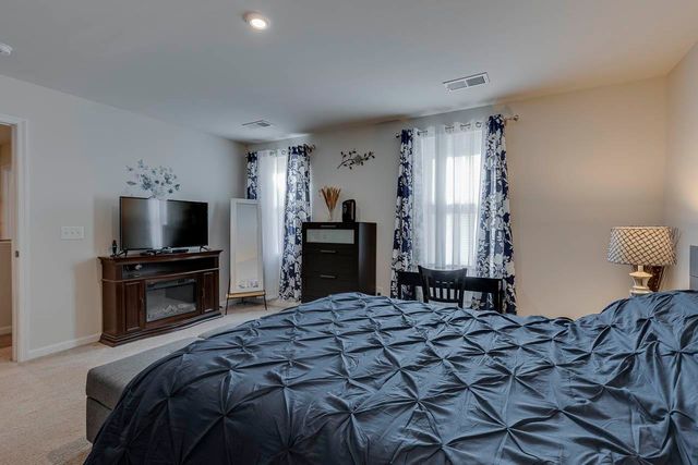 332 Maplestead Farms Court, Greenville, SC 29617