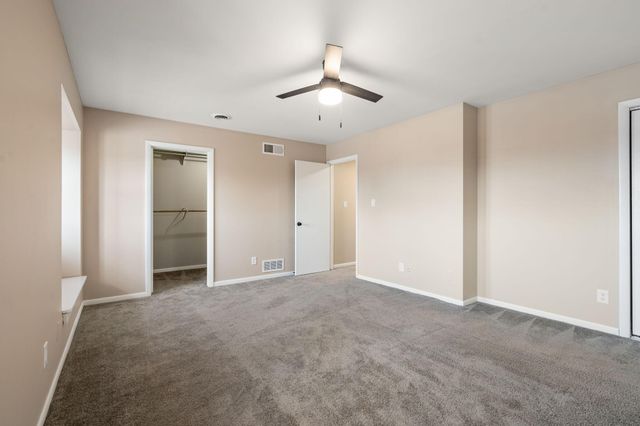 617 Wellington Drive, Dyer, IN 46311