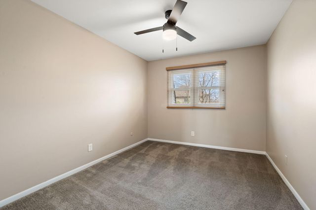 617 Wellington Drive, Dyer, IN 46311