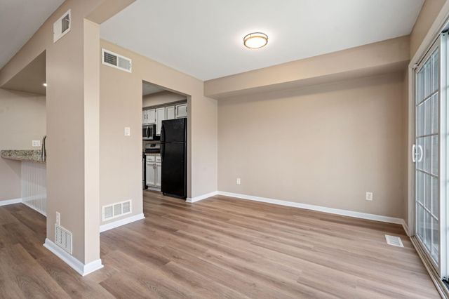 617 Wellington Drive, Dyer, IN 46311