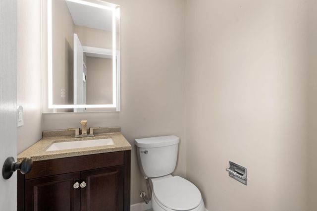 617 Wellington Drive, Dyer, IN 46311