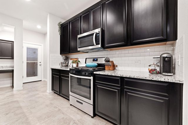 5801 Pleasanton PKWY, Pflugerville, TX 78660